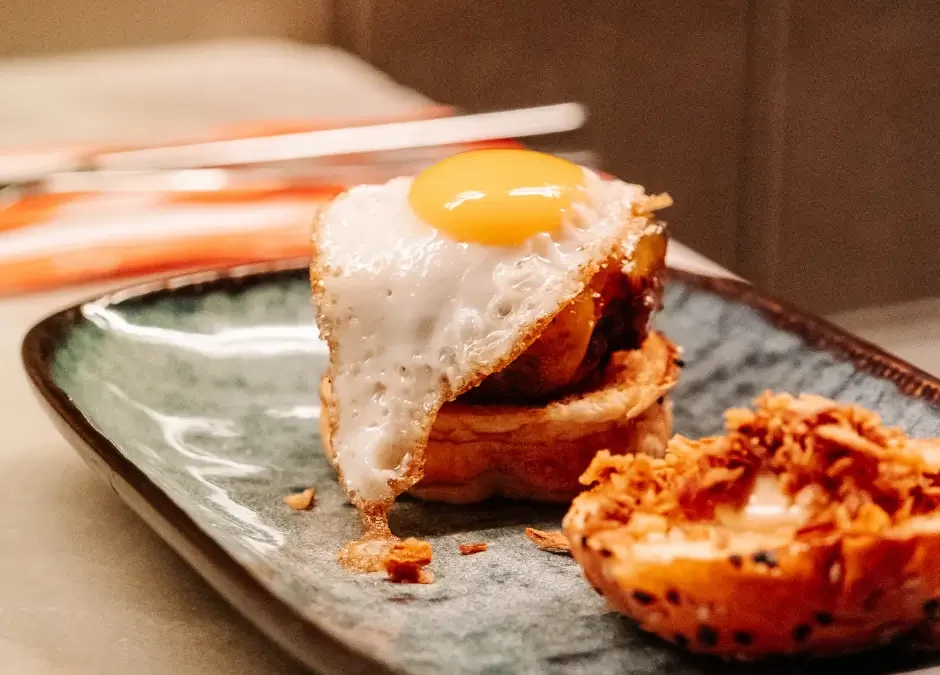 Dónde comer mini burgers en Palma: entrantes para compartir en La Vasca