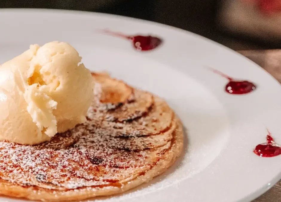 Tarta fina de manzana: un postre clásico que puedes disfrutar en El Vasco
